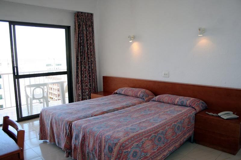 Hotel Mll Caribbean Bay El Arenal  Esterno foto