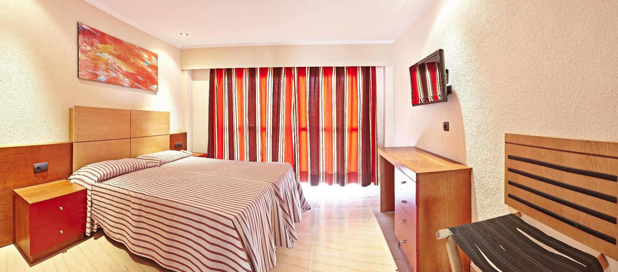 Hotel Mll Caribbean Bay El Arenal  Esterno foto